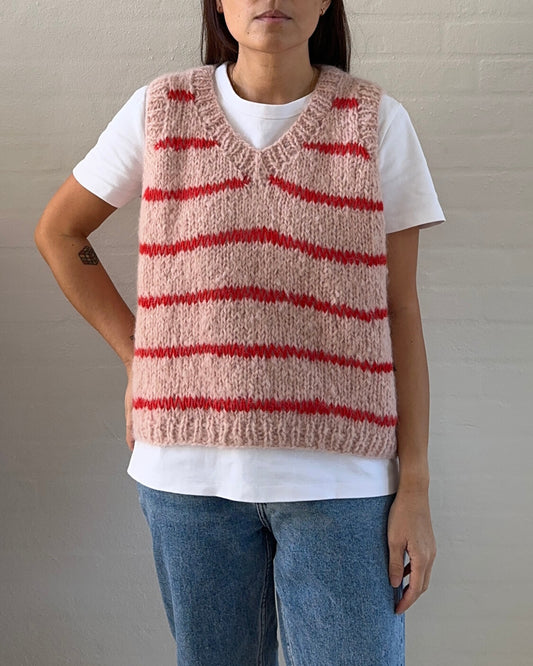 Kiss The Knit v-neck Slipover